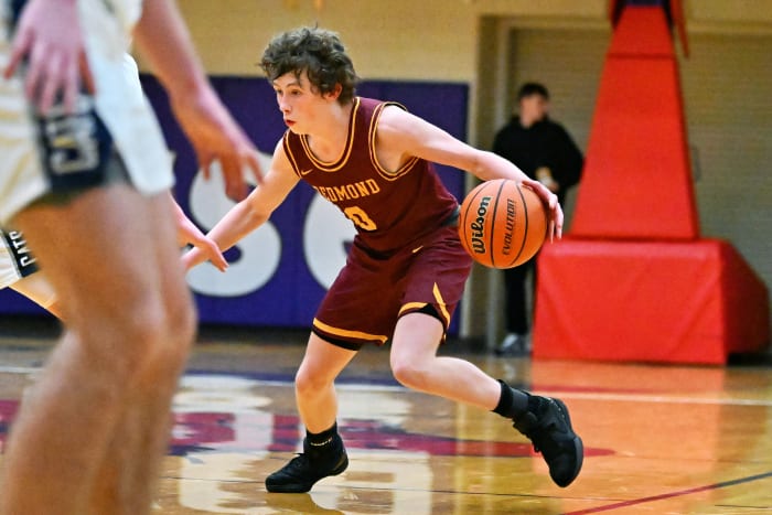 a Wilsonville Redmond 5A Oregon boys basketball quarterfinal 2024 Leon Neuschwander 40